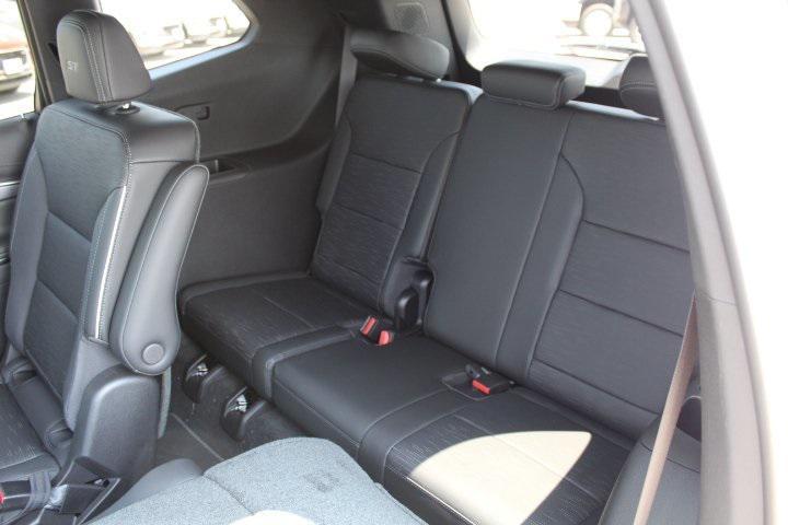 new 2026 Buick Enclave car, priced at $43,383