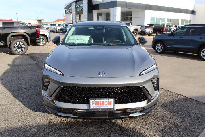 new 2025 Buick Envision car, priced at $32,361