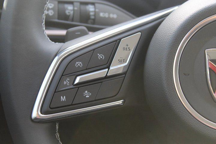 new 2025 Buick Envision car, priced at $32,361