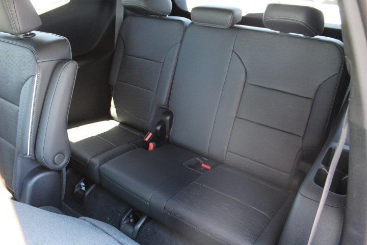 new 2025 Buick Enclave car, priced at $40,595