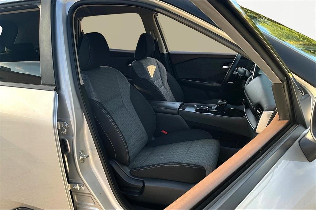 used 2022 Nissan Rogue car, priced at $18,994