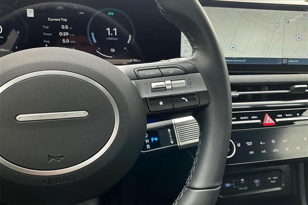 used 2025 Hyundai TUCSON Hybrid car, priced at $30,616