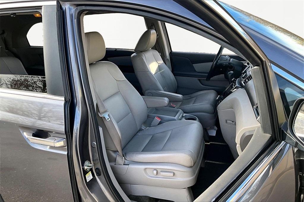 used 2015 Honda Odyssey car, priced at $13,692