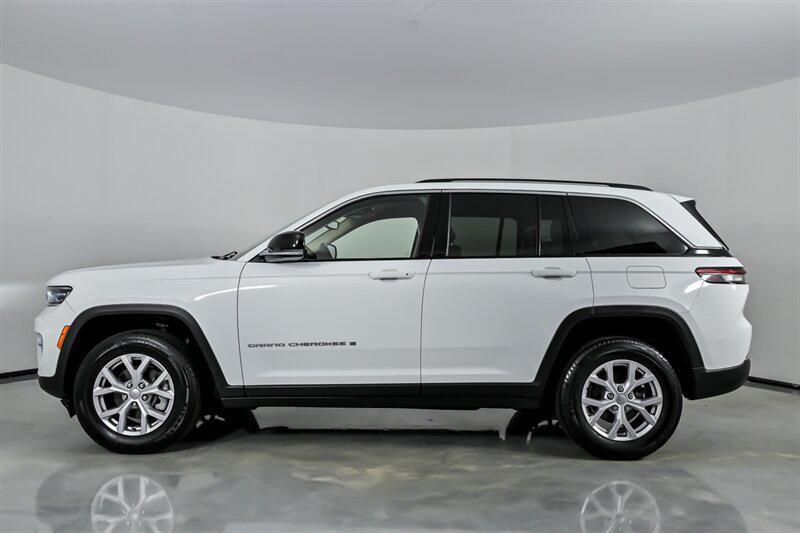 used 2022 Jeep Grand Cherokee car, priced at $24,995