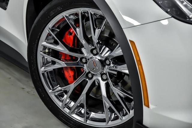 2017 Arctic White Chevrolet Corvette