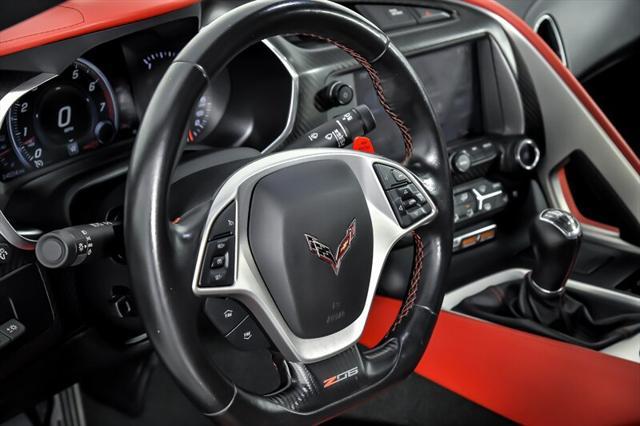 2017 Arctic White Chevrolet Corvette