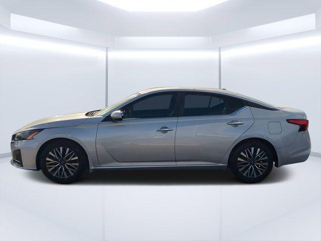 used 2023 Nissan Altima car, priced at $21,300