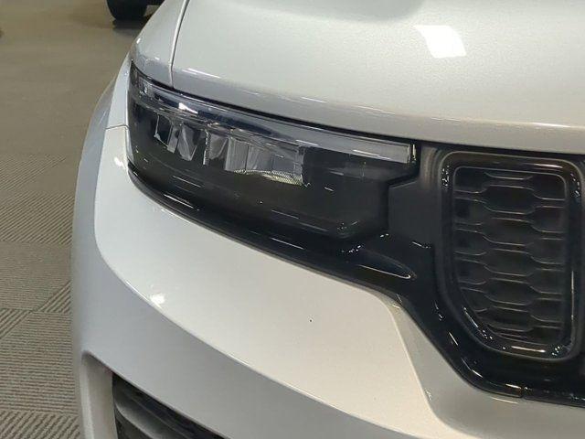 used 2024 Jeep Grand Cherokee car, priced at $31,895