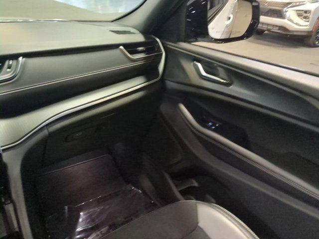 used 2024 Jeep Grand Cherokee car, priced at $31,895