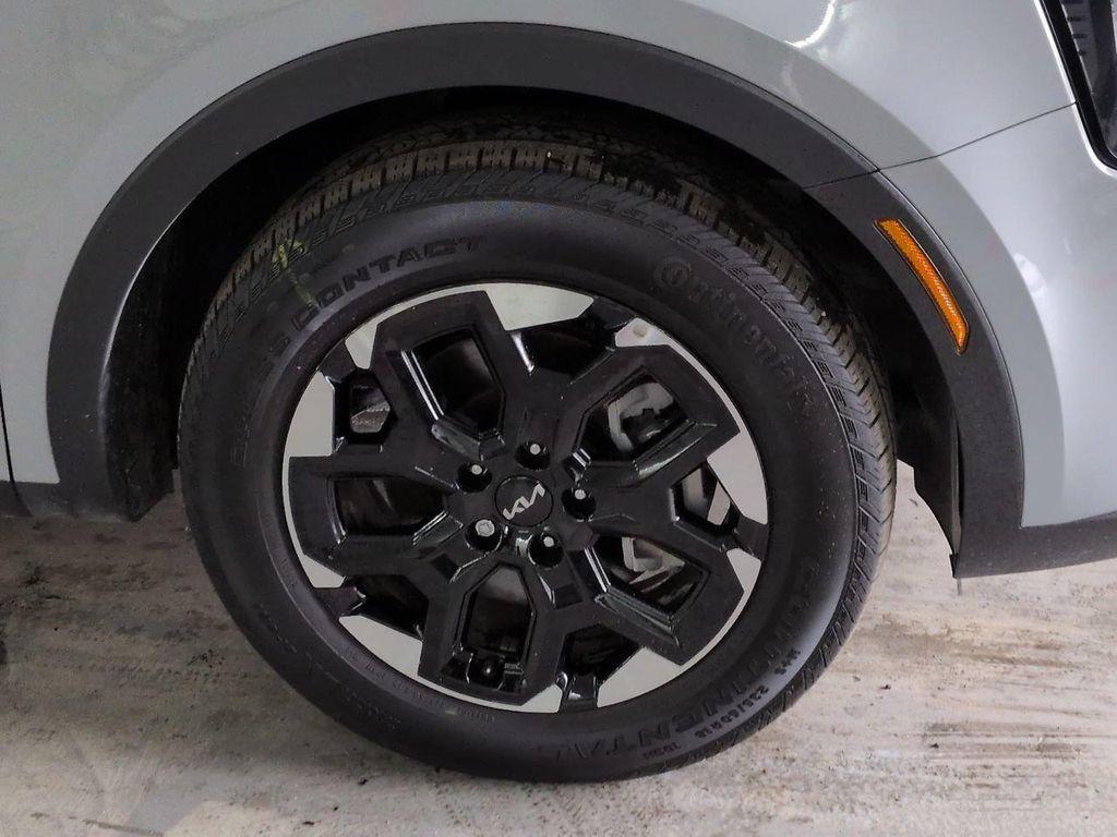 used 2026 Kia Sorento car, priced at $32,184