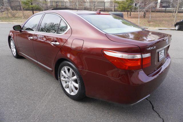 used 2007 Lexus LS 460 car, priced at $12,295