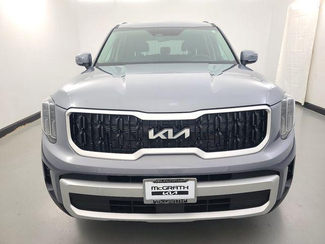used 2024 Kia Telluride car, priced at $38,888