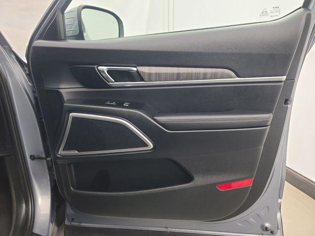 used 2024 Kia Telluride car, priced at $38,888