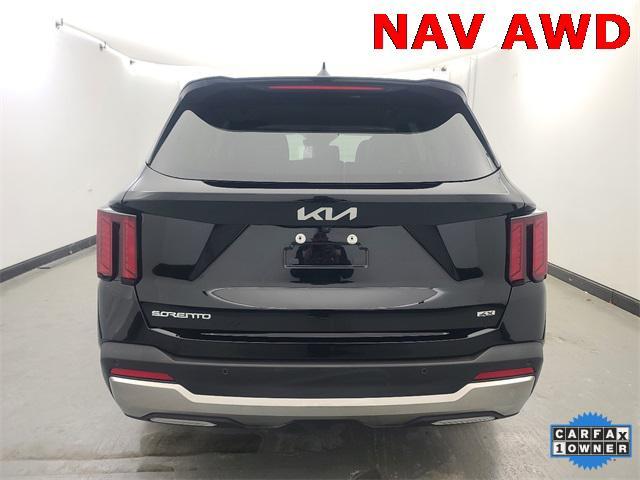 used 2025 Kia Sorento car, priced at $30,988