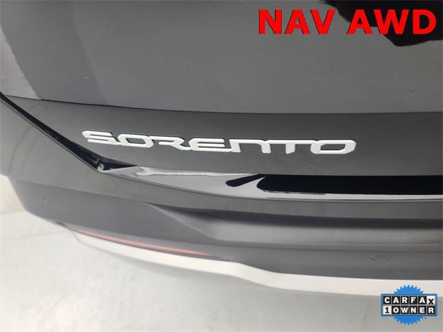 used 2025 Kia Sorento car, priced at $30,988