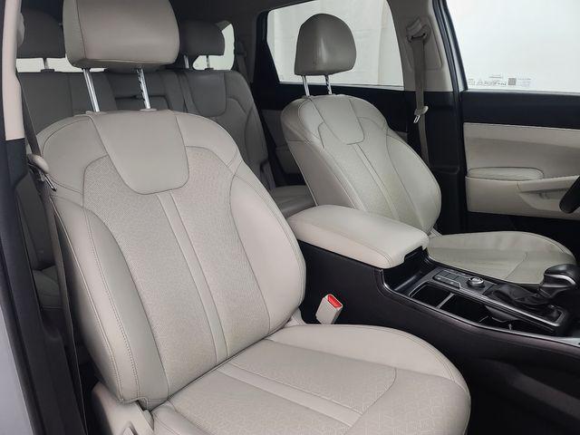 used 2022 Kia Sorento car, priced at $20,888