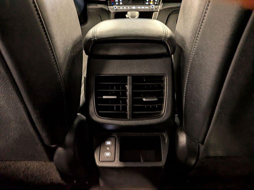 used 2025 Kia Seltos car, priced at $22,103