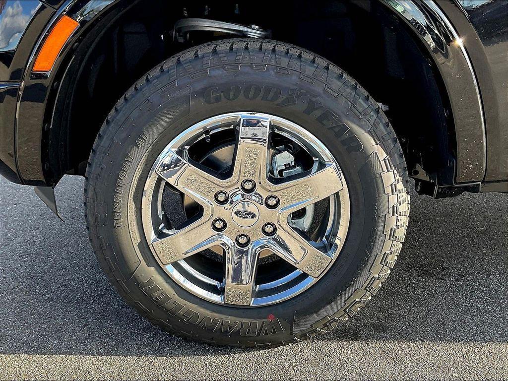 new 2025 Ford Ranger car, priced at $37,235