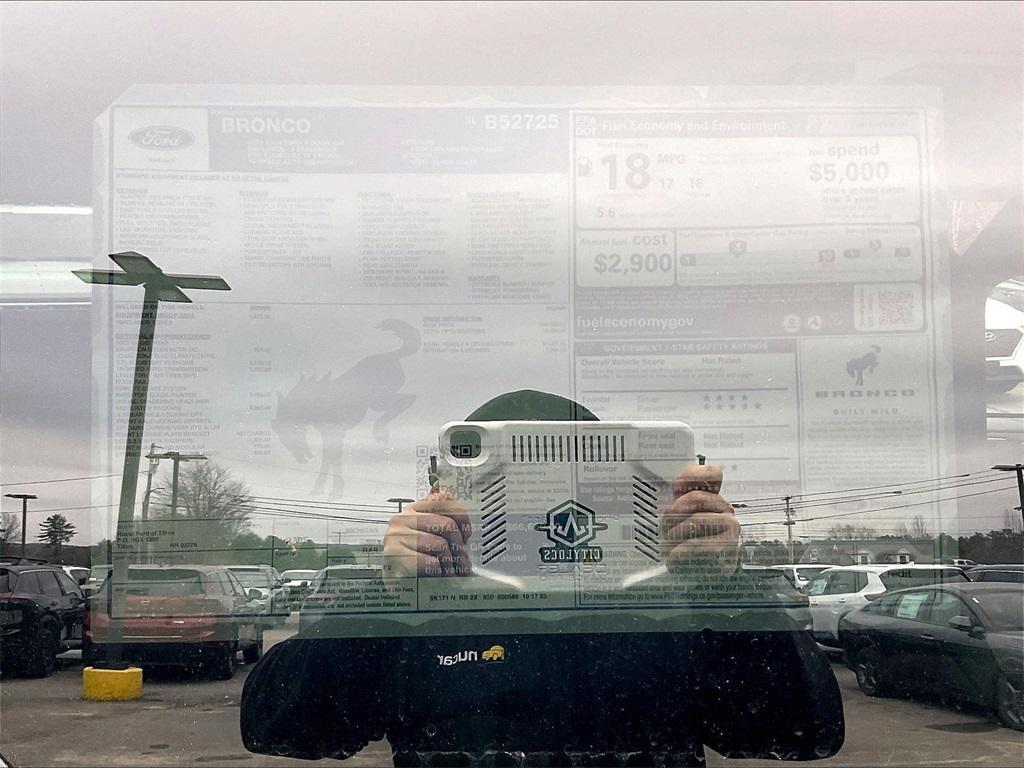 new 2025 Ford Bronco car, priced at $60,394