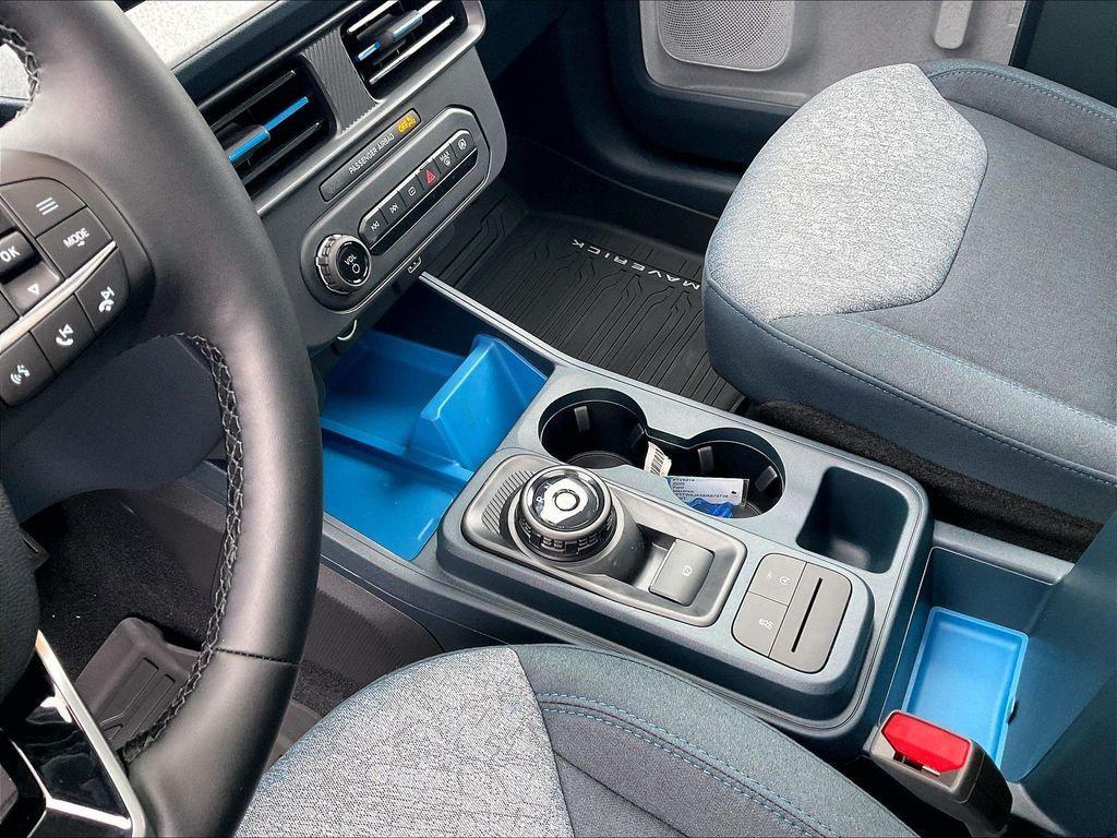 new 2025 Ford Maverick car, priced at $35,224