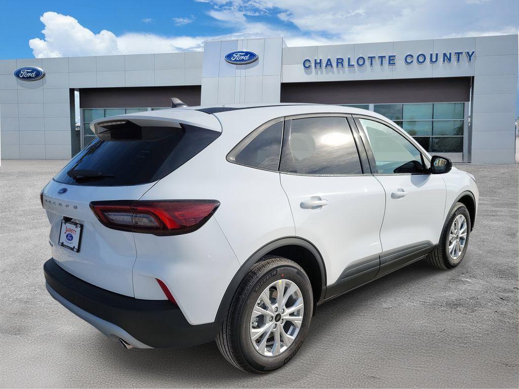 new 2026 Ford Escape car, priced at $22,258