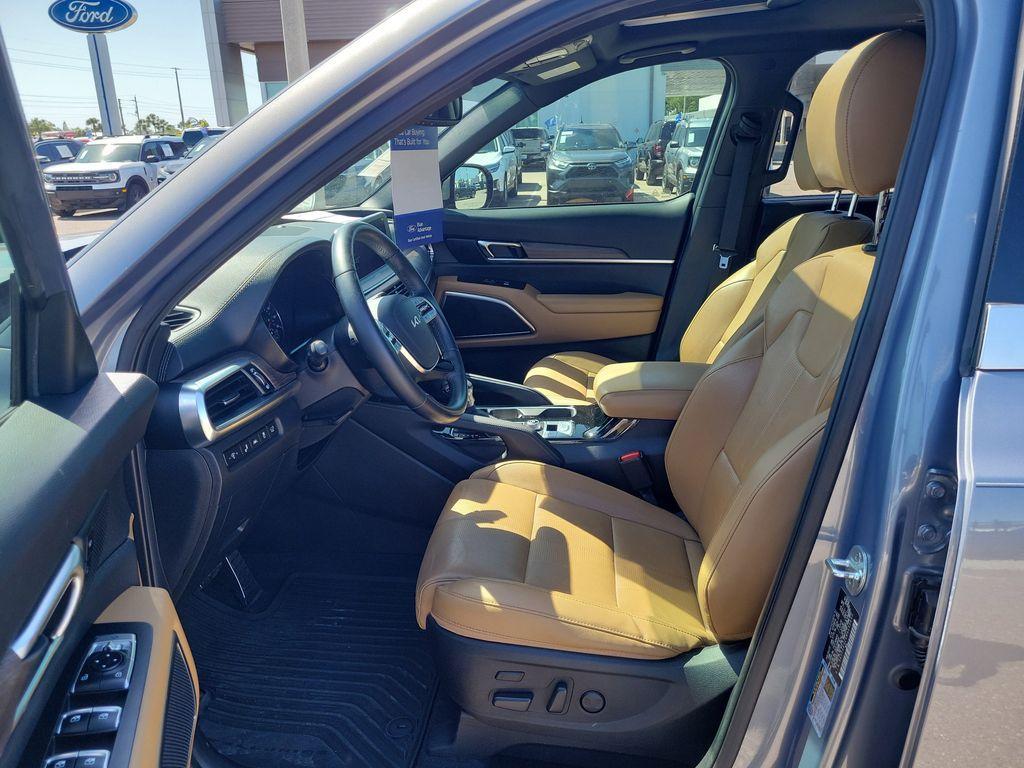 used 2022 Kia Telluride car, priced at $32,695