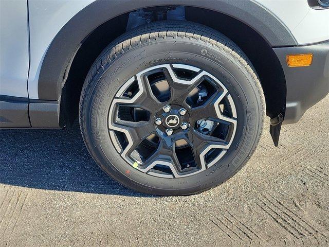 new 2025 Ford Bronco Sport car, priced at $33,900