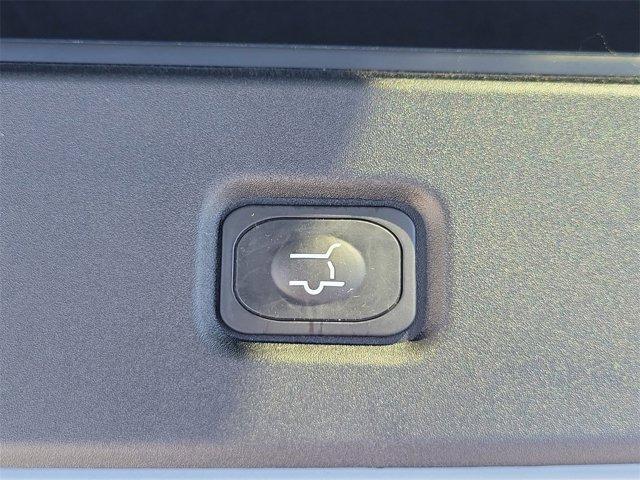 new 2025 Ford Expedition car, priced at $63,702