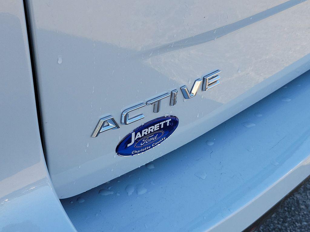 new 2025 Ford Expedition car, priced at $59,997