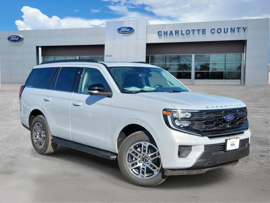 new 2025 Ford Expedition car, priced at $59,997
