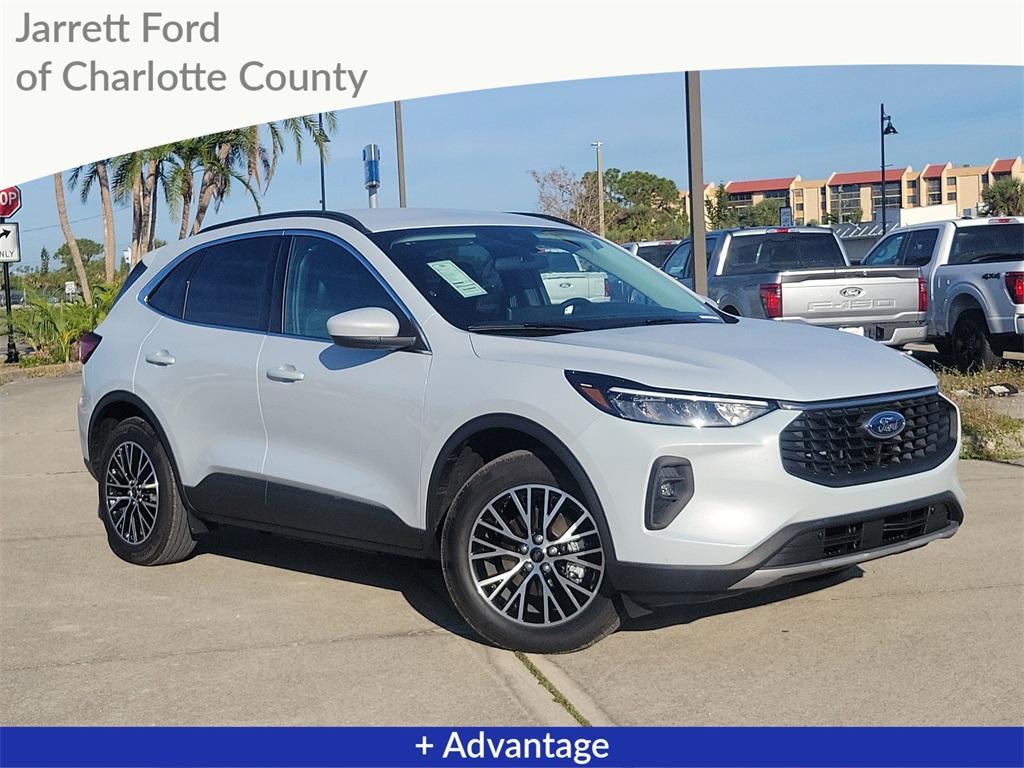 used 2025 Ford Escape car, priced at $31,565