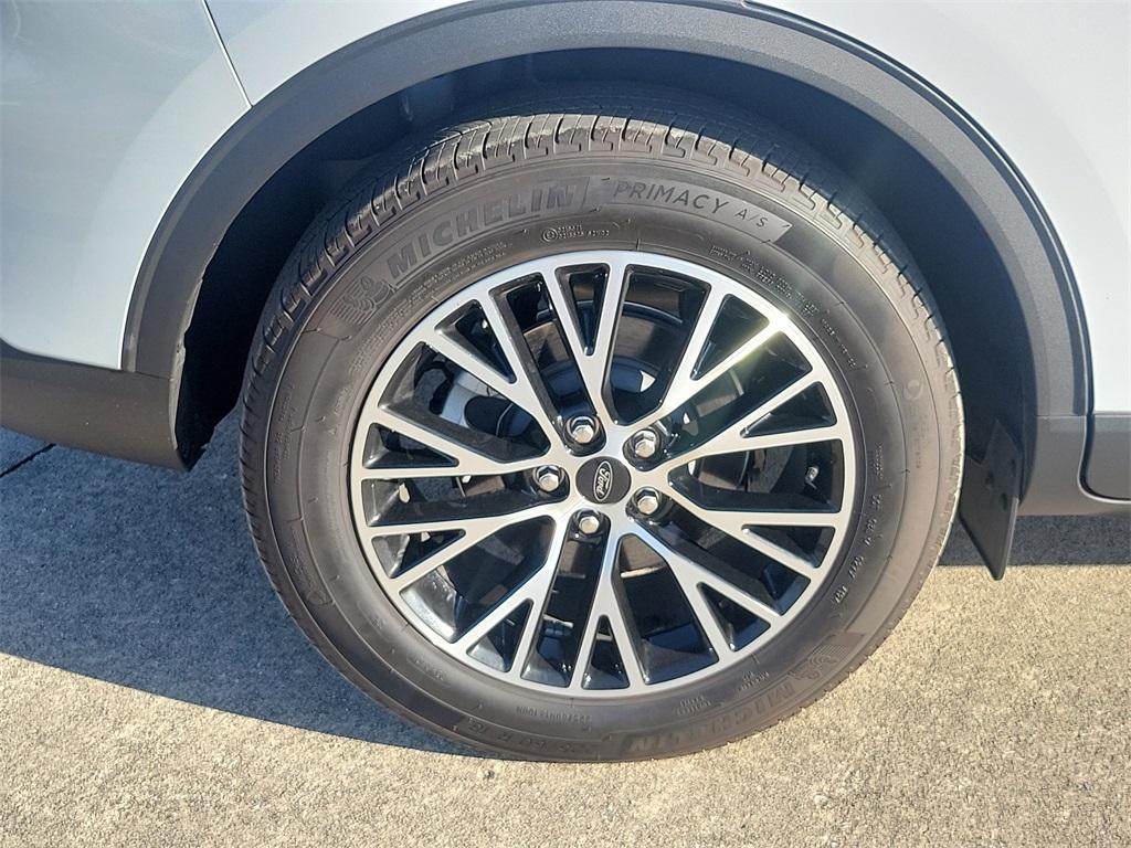 used 2025 Ford Escape car, priced at $31,565