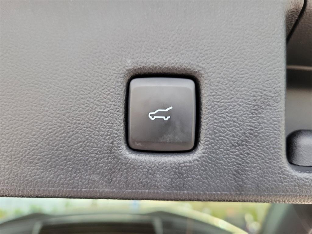 used 2023 Ford Escape car, priced at $25,465