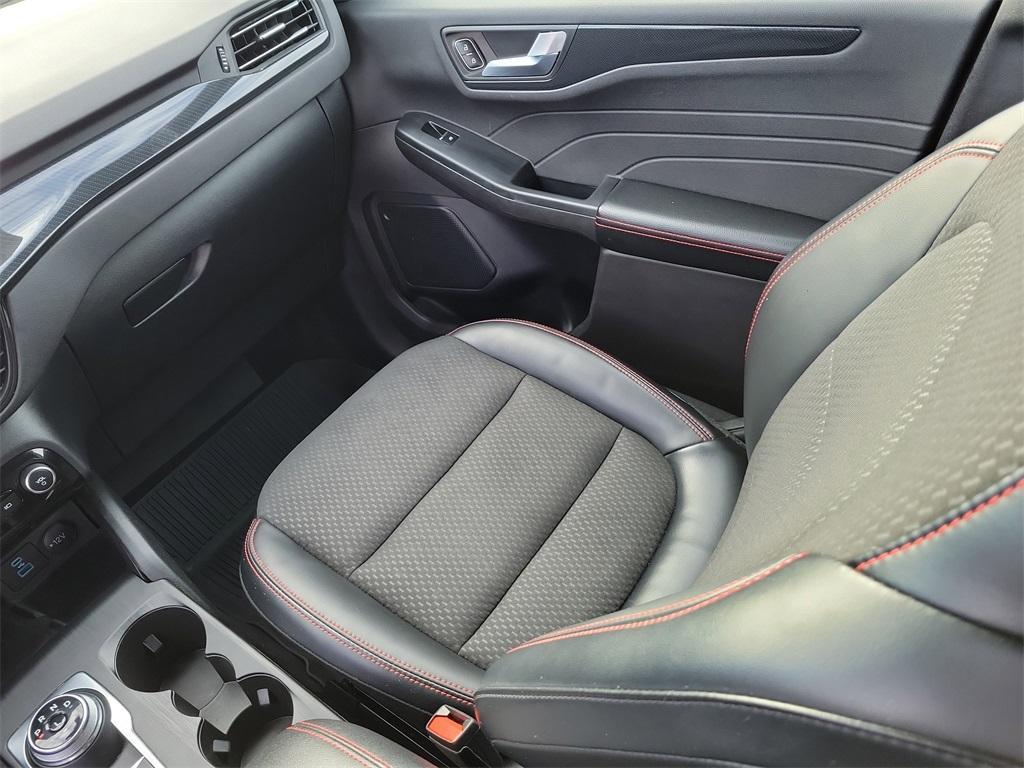 used 2023 Ford Escape car, priced at $25,465