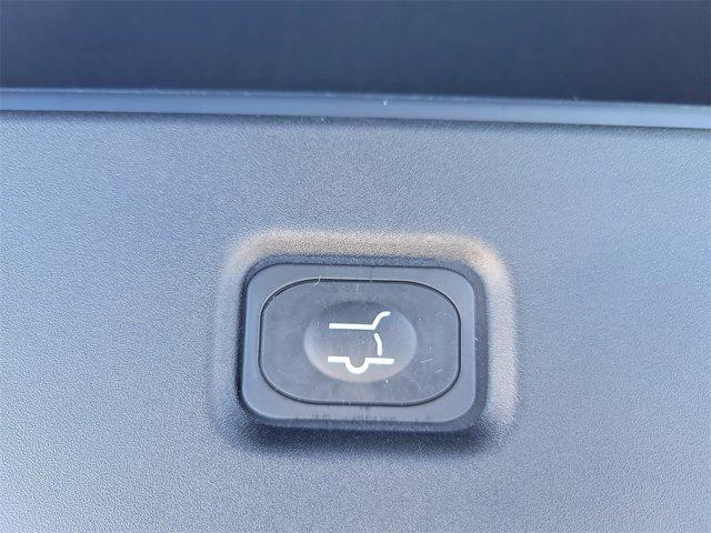 new 2025 Ford Expedition car, priced at $75,863