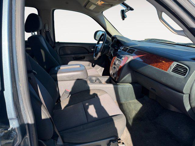 used 2010 Chevrolet Suburban car, priced at $11,995