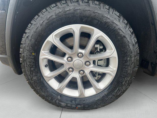 used 2021 Jeep Grand Cherokee car, priced at $22,995