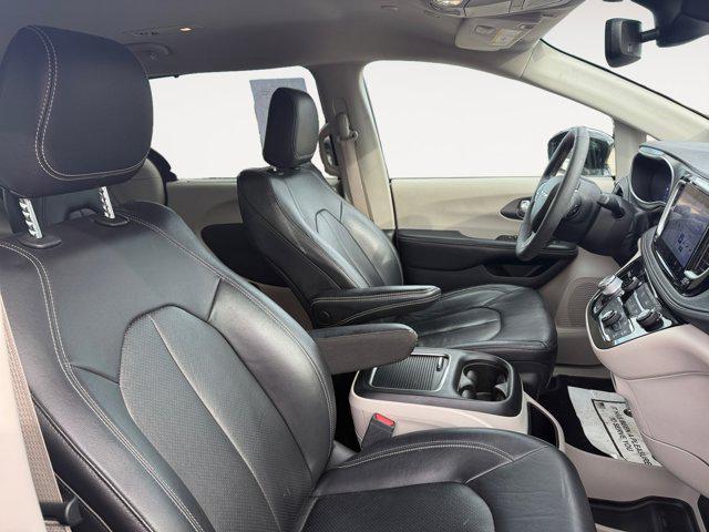 used 2022 Chrysler Pacifica car, priced at $28,566