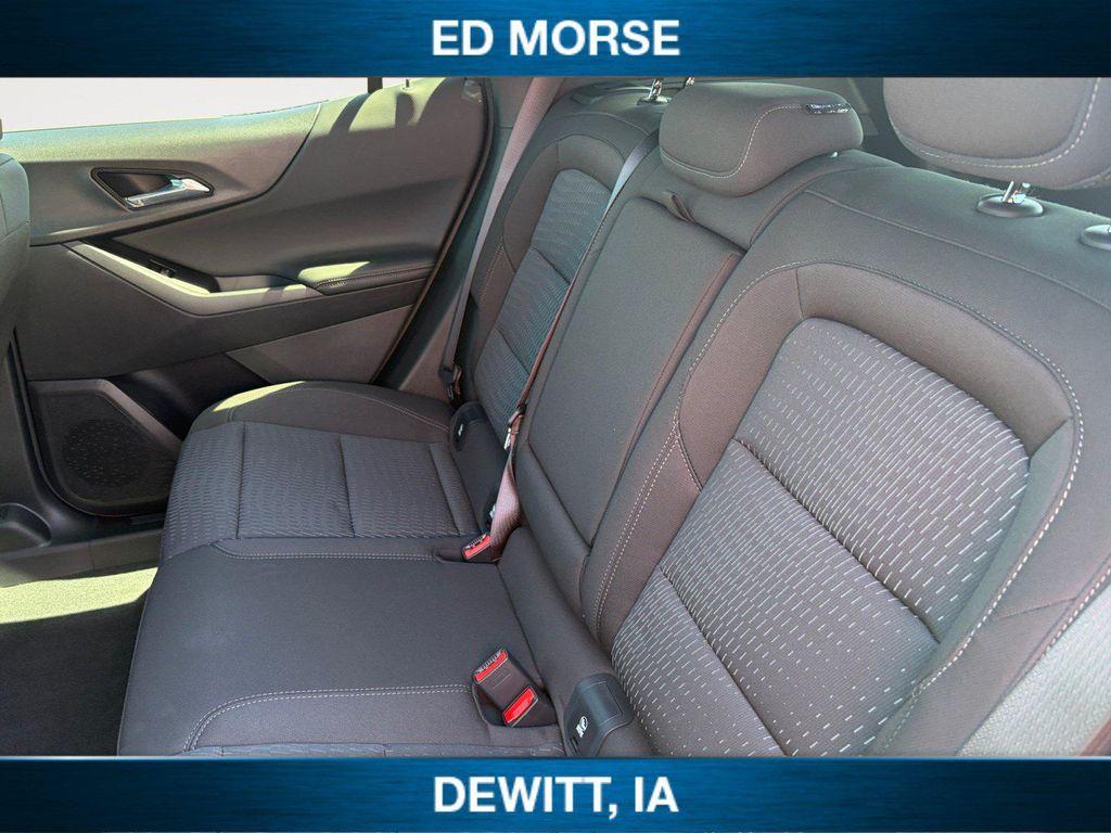 new 2026 Chevrolet Equinox car, priced at $30,398