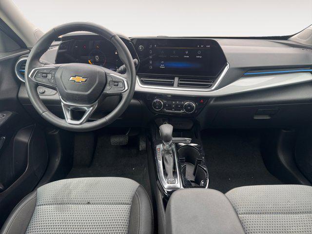 used 2025 Chevrolet Trax car, priced at $19,995