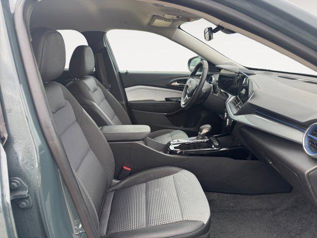 used 2025 Chevrolet Trax car, priced at $19,995
