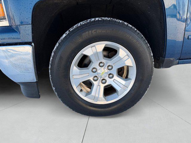 used 2015 Chevrolet Silverado 1500 car, priced at $17,158