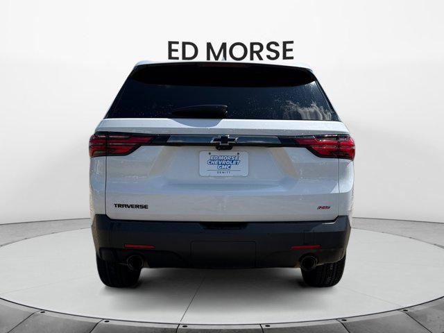 used 2023 Chevrolet Traverse car, priced at $29,111