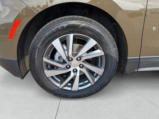 used 2024 Chevrolet Equinox car, priced at $25,347