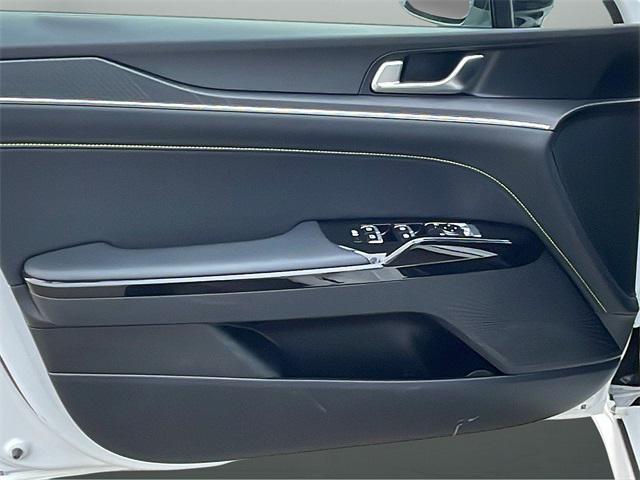 used 2025 Kia K5 car, priced at $28,500