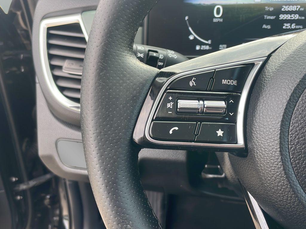 used 2024 Kia Seltos car, priced at $25,493