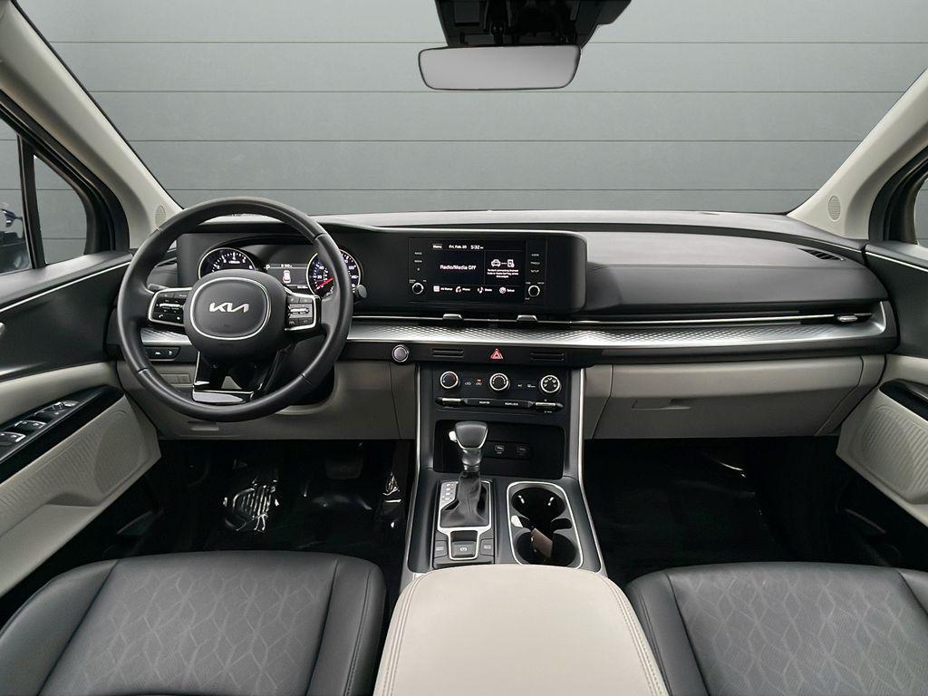 used 2024 Kia Carnival car, priced at $27,980