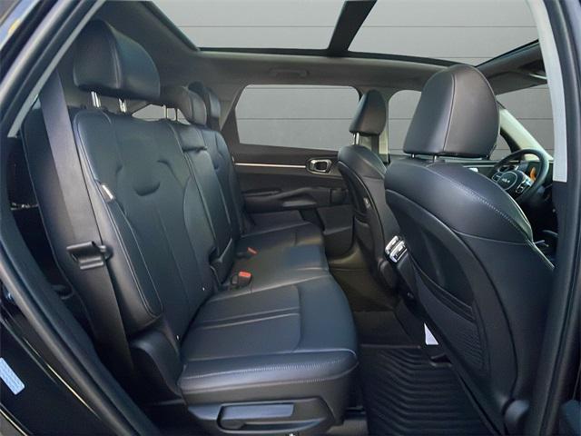used 2024 Kia Sorento car, priced at $25,994