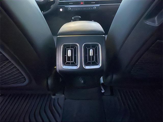 used 2024 Kia Sorento car, priced at $25,994