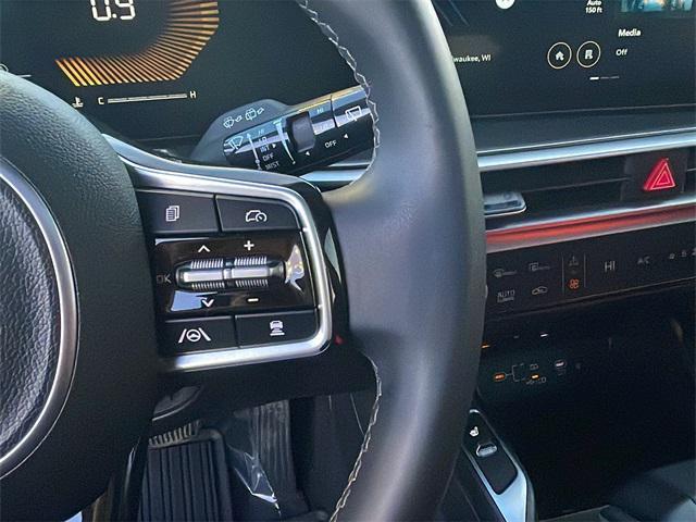 used 2024 Kia Sorento car, priced at $25,994